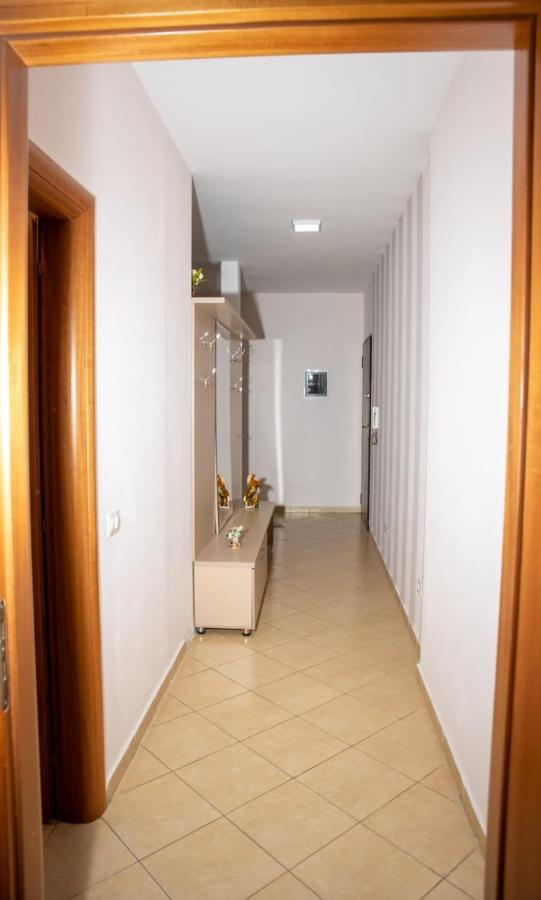 Colombo'S Apartment Vlore Exterior photo
